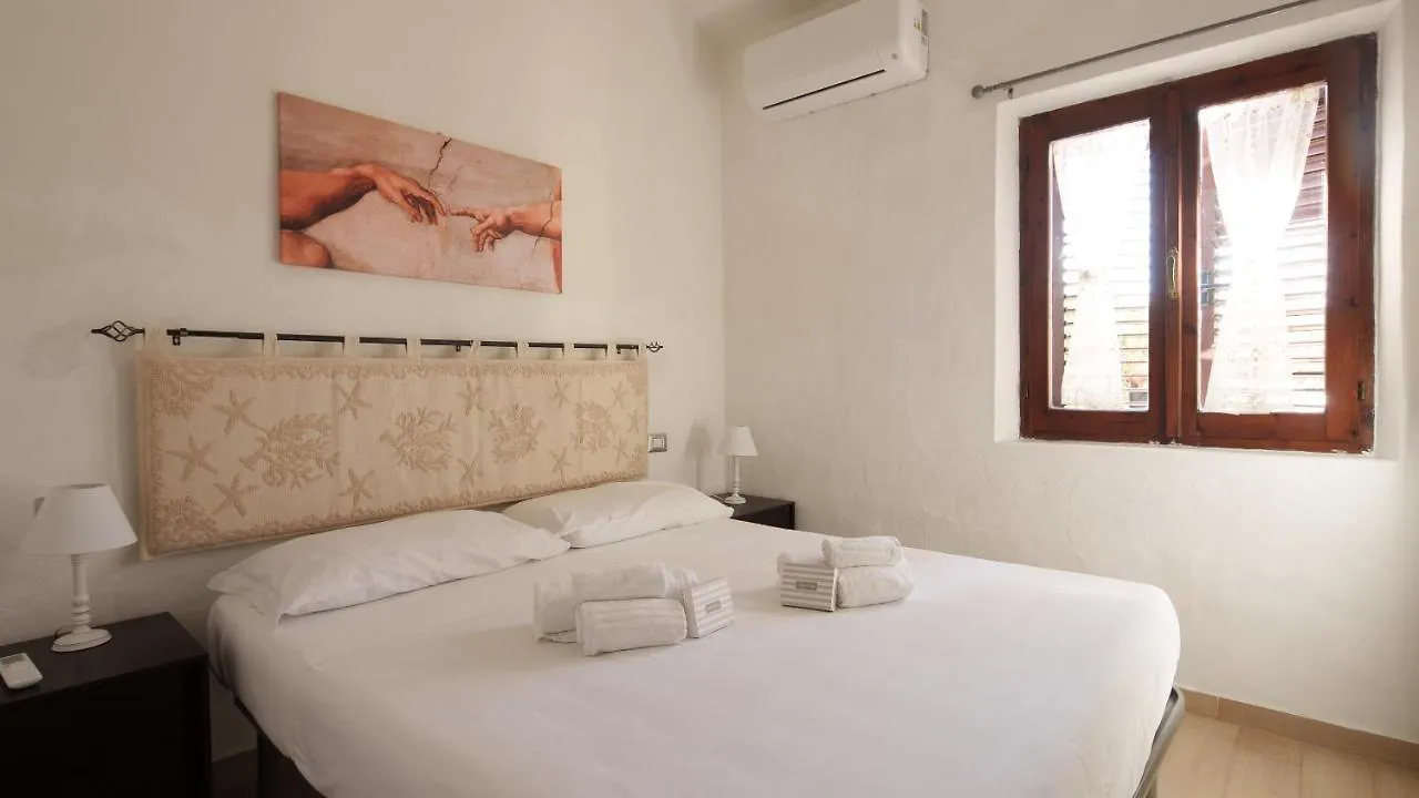 Appartamento Welcomely - Maresole La Cinta San Teodoro  Italia